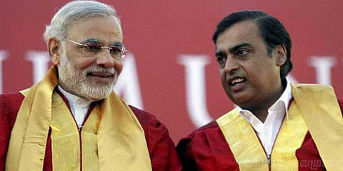 “ரிலையன்ஸ் ஜியோ பல்கலைக்கழகத்திற்கு அரசியல் சாயம் பூசாதீர்கள்”