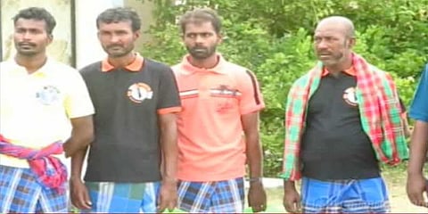 தமிழக மீனவர்களை நிபந்தனையுடன் விடுவித்தது இலங்கை