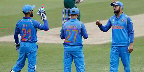 தினேஷ் கார்த்திக்கை ஓரம் கட்டுகிறாரா கோலி ? - மறுக்கப்பட்ட வாய்ப்புகள்