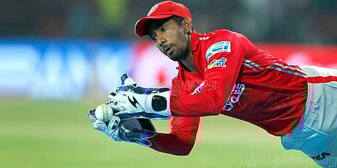 ஐபிஎல் போட்டியால் வந்த சோதனை - சாஹாவுக்கு தோள் பட்டையில் ஆப்ரேஷன்