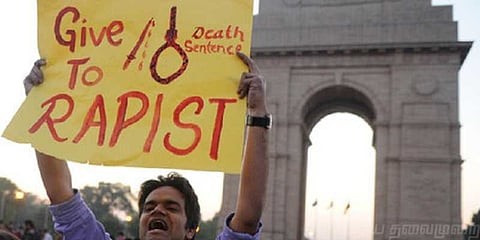 சிறுமிகளை பாலியல் வன்கொடுமை செய்தால் மரண தண்டனை - மசோதா தாக்கல்