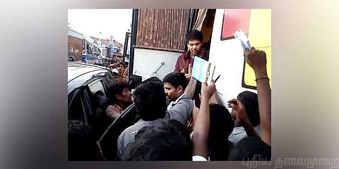 தன் மீதான வழக்கை ரத்து செய்யக்கோரி உயர்நீதிமன்றத்தில் ஆர்யா மனு !