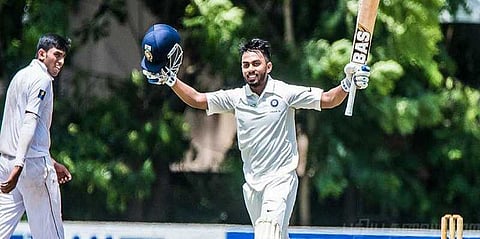 இரட்டை சதம் விளாசிய பவன் ஷா - 613 ரன் குவித்த இந்திய இளம் அணி