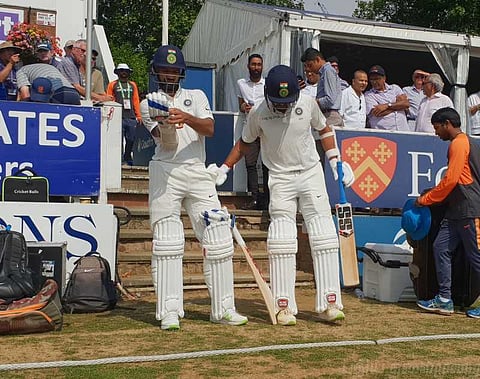 ரிஷப் பந்த் 'நாட் அவுட்' ! இந்தியா 395 ரன்னுக்கு 'ஆல் அவுட்'