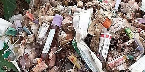 மருத்துவ கழிவுகளை கொட்டுவதற்கு பொதுமக்கள் எதிர்ப்பு