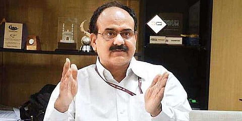 “வேறு முறையில் தகவலை பெற்று ஏமாற்றும் ஹேக்கர்” - ஆதார் தலைமை அதிகாரி