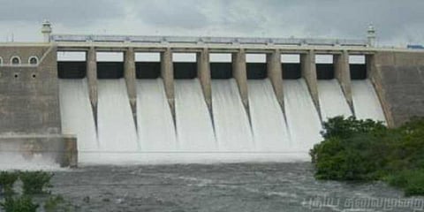 பவானிசாகர் அணையிலிருந்து நீர்திறப்பு: விவசாயிகள் மகிழ்ச்சி