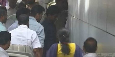 கருணாநிதியின் உடல்நிலை குறித்து நடிகர் விஜய் நலம் விசாரிப்பு