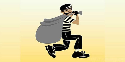 ’அவசரத்துக்கு பணம் எடுத்திருக்கிறேன், நான் திருடன் இல்லை’: மெசேஜ் எழுதிவிட்டு சுருட்டிய ’நேர்மைக்கார’ திருடர்!