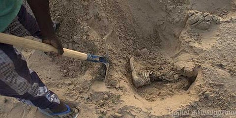 ஒரே குடும்பத்தில் 4 பேர் கொன்று புதைக்கப்பட்ட வழக்கில் 2 பேர் கைது!