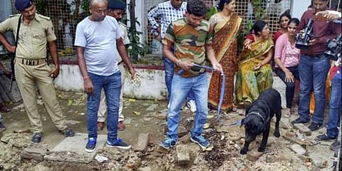 பாலியல் குற்றச்சாட்டில் 'சமூக சேவகி' ! சிறுமிகள் விவகாரத்தில் திடுக்கிடும் திருப்பம்