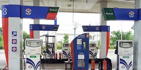 நாளை பெட்ரோல் பங்குகள் இயங்காது