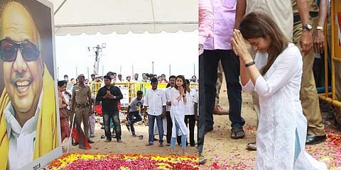 திமுக தலைவர் கருணாநிதி நினைவிடத்தில் த்ரிஷா அஞ்சலி