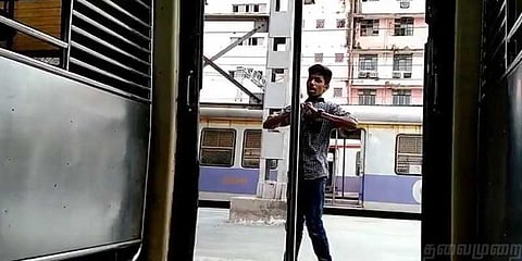 ஓடும் ரயிலில் 'கிகி சேலஞ்ச்' செய்த இளைஞர்கள்: நூதன தண்டனை அறிவிப்பு