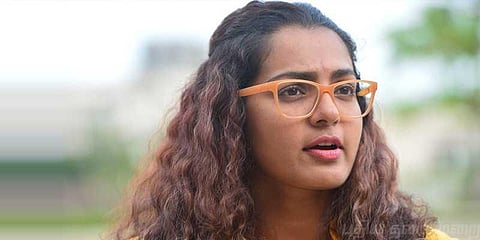 சினிமாவுக்கும் இன்ஸ்டாகிராமுக்கும் ரெஸ்ட்: பார்வதி முடிவு!