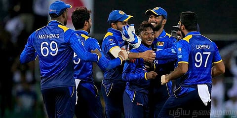 தனஞ்செயா சுழலில் சிக்கிச் சிதைந்த தென்னாப்பிரிக்க அணி!