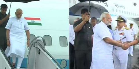 கேரளாவில் வெள்ள பாதிப்புகளை ஆய்வு செய்து வருகிறார் மோடி