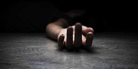 சுற்றி வளைத்த போலீஸ்.. சயனைடு தின்று தம்பதியினர் தற்கொலை