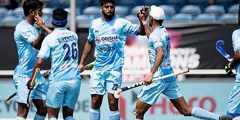 வரலாற்று சாதனையை முறியடித்தது இந்திய அணி