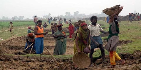 100 நாள் வேலைத் திட்டம் - உயர்கிறது ஊதியம் ?