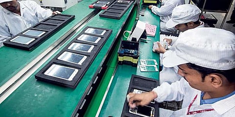 செல்போன் உற்பத்தியில் இந்தியா 2வது இடம்