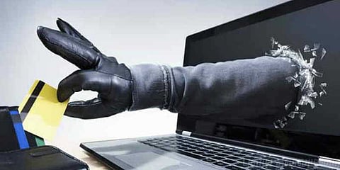 திருடியது எப்படி - 94 கோடி திருட்டின் பின்னணி