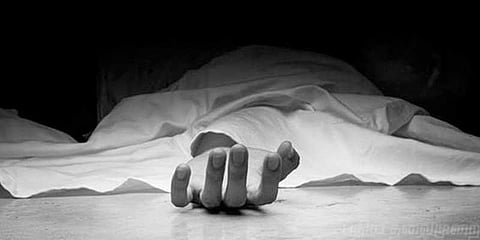 பேச மறுத்த மாணவி.. கொடூர முடிவெடுத்த பொறியியல் மாணவர்..!