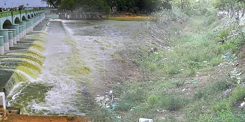 கடைமடைக்கு தண்ணீர் வரவில்லை - விவசாயிகள் மறியல் போராட்டம்