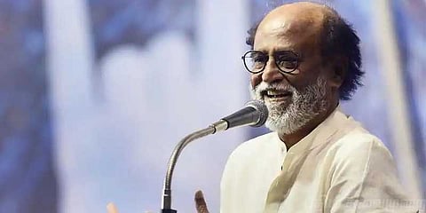 பதாகைகள், சுவரொட்டிகளுக்கு புதிய விதி.. ரஜினி மக்கள் மன்ற நிர்வாகிகளுக்கு புதிய கட்டுப்பாடு..!