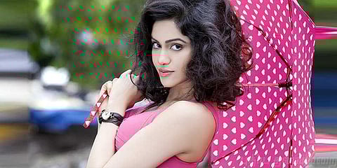 படப்பிடிப்பில் விபத்து: நடிகை அடா சர்மா காயம்