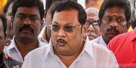 அமைச்சர் செல்லூர் ராஜூ - மு.க.அழகிரி திடீர் சந்திப்பு