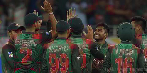 மலிங்கா மிரட்டல் வீண்: பங்களாதேஷ் பந்தாவான வெற்றி!