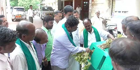 நிலக்கடலையை பிரிக்கும் இயந்திரம் : விவசாயியின் அசத்தல் கண்டுபிடிப்பு