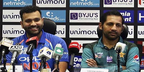 இந்தியாவுக்கு சாதகமாக எல்லாம் செய்திருக்கிறார்கள்' பாகிஸ்தான் கேப்டன் புகார்