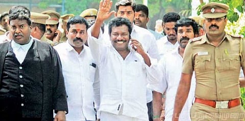 ஐபிஎல் வழக்கிலும் கருணாஸூக்கு ஜாமீன் - விடுதலை ஆவாரா?