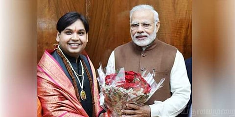 பிரதமரின் ஆன்மிக குரு என்று கூறி மோசடி: கதக் டான்சர் கைது!