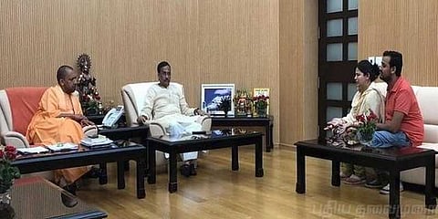 திவாரியின் குடும்பத்தினருடன் யோகி ஆதித்யநாத் சந்திப்பு.. ரூ.25 லட்சம் இழப்பீடு