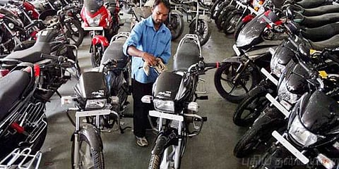 டூ வீலர்களின் விலை 7ஆயிரம் வரை அதிகரிப்பு?