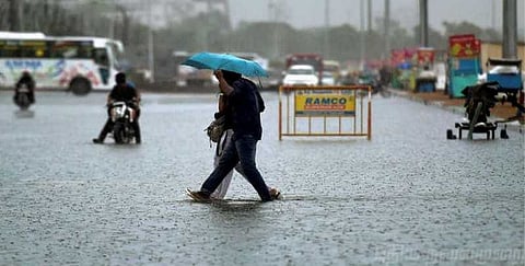 தமிழகத்தில் கனமழை எச்சரிக்கை