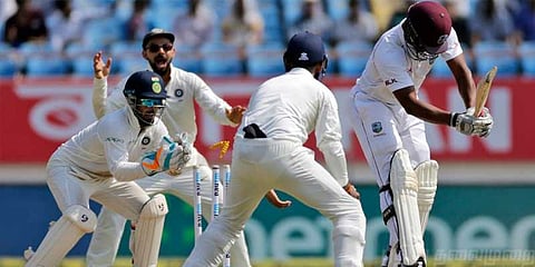 181 ரன்னுக்கு சுருண்டது வெஸ்ட் இண்டீஸ்!