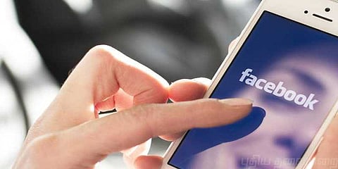 ஸ்மார்ட்போன்களை இயக்கும் ரோபோ விரல்