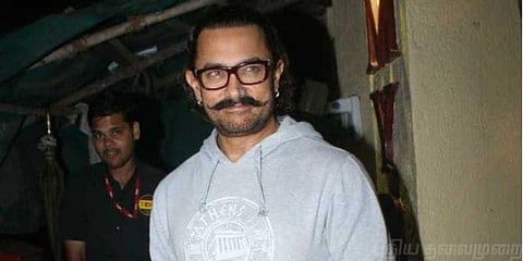 மீடூ பரப்புரைக்கு ஆதரவு : புதிய படத்தில் இருந்து விலகிய ஆமிர்கான்