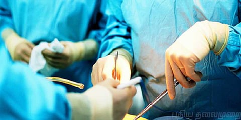 பெண்ணின் வயிற்றில் இருந்து 33.5 கிலோ கட்டி அகற்றம் !