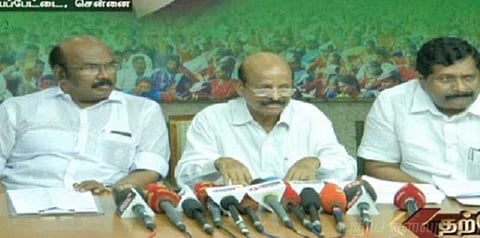 திமுகவைவிட குறைவான தொகைக்கே டெண்டர் விடப்பட்டுள்ளது - அதிமுக விளக்கம்