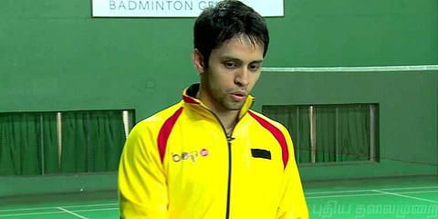பாஸ்போர்ட்டை தொலைத்துவிட்டு வெளிநாட்டில் தவிக்கும் பேட்மின்டன் வீரர்