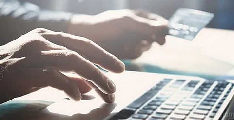 சாமானியர்களின் வங்கியில் கோடிக் கணக்கில் டெபாசிட்.. பாகிஸ்தானில் அதிர்ச்சி சம்பவம்..!