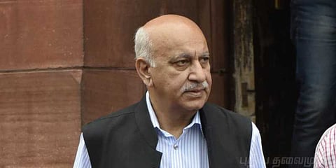 பதவி விலகினார் பாலியல் புகார் மத்திய அமைச்சர் அக்பர்