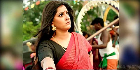 “அப்புறம் யாரும் விஷாலுக்கு பெண் தர மாட்டார்கள்” - வரலக்ஷ்மி வருத்தம்