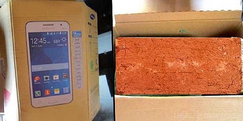 ’நான் என்ன கேட்டேன்? நீ என்ன அனுப்பியிருக்கே?’ செல்போன் கேட்டவருக்கு கிடைத்தது செங்கல்!