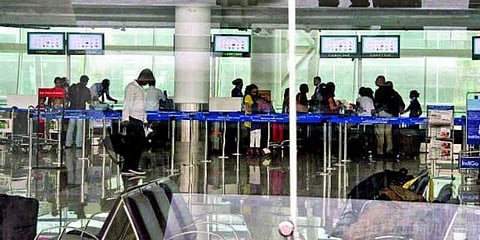 எரிபொருள் விலையேற்றம் : உள்நாட்டு விமானக் கட்டணம் உயர்வு